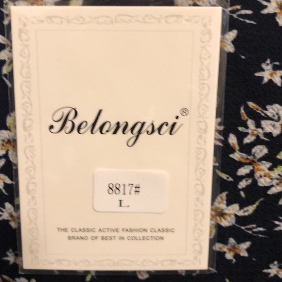 Belongsci Size L. Floral double Bell Sleeve - Picture 3 of 6